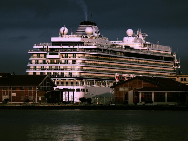 Exploring britain's enigmatic stone circles: the ultimate guide to memorable adventures beyond stonehenge